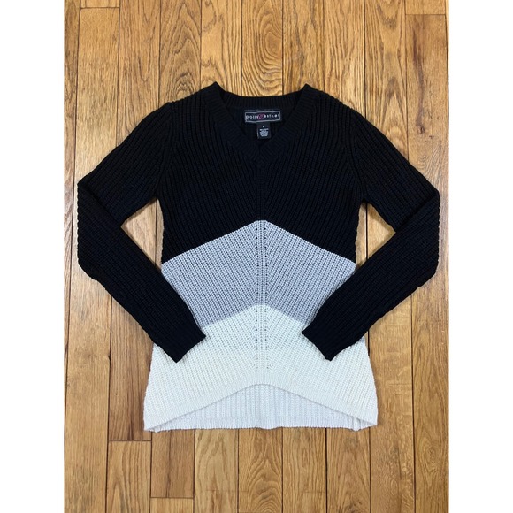Polly & Esther Sweaters - Polly & Esther Women's V-Neck Color Block Knit Sweater Size S Black Gray White